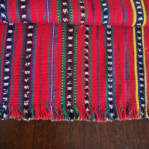 Table runner - Picture 3 of 5